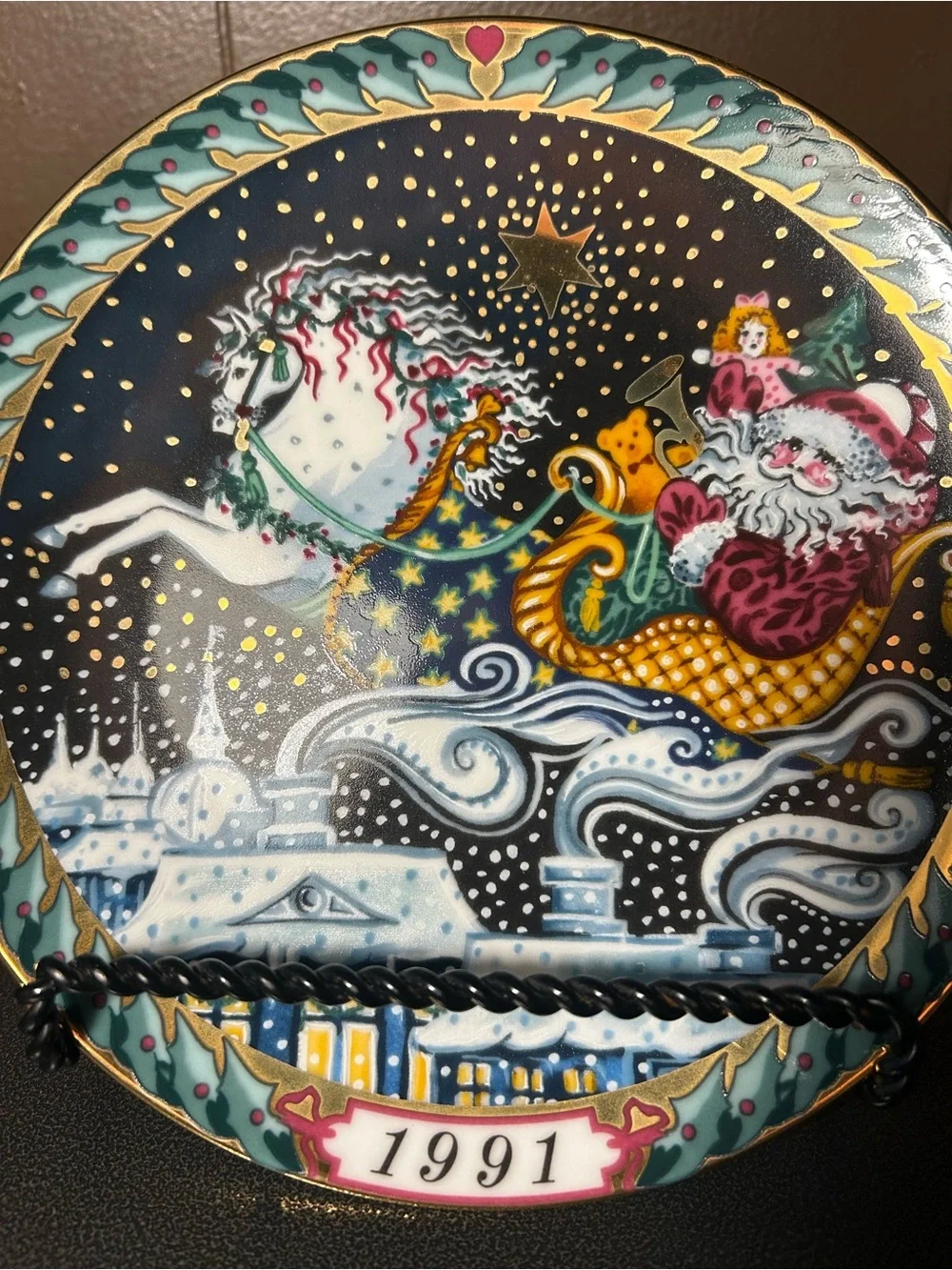 Vintage 1991 Bing and Grondahl Holiday Collectors Plate Santa Collection